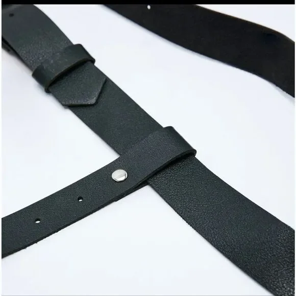 NWOT Black Garter Harness - Picture 2 of 6